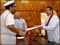 Admiral Karannagoda being appointed by President Rajapaksa (photo: Chandana Perera)