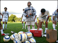 Người Iran chơi bóng