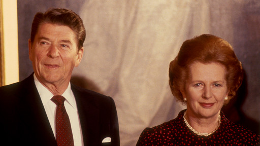 1982年，美國總統里根在訪問英國，與時任英國首相撒切爾夫人合影。