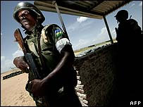 Darfur'da görev yapan Afrika Birliği askerleri