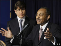 Blagojevich durante a indicação de Burris, nesta terça (AP)