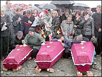 दुःखी परिजन