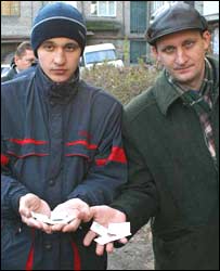 Спостерігачі (фото УНІАН)