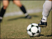 Censores vão avisar quando bola cruzar a linha do gol