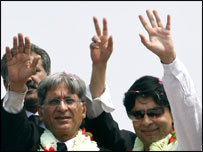 اعتزاز احسن