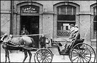 A carriage in 1904 (pic: Manchester Archives)