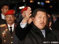 Hugo Chávez desembarca em Buenos Aires