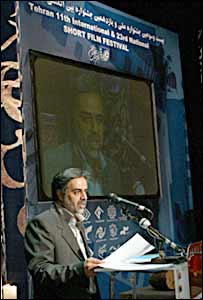 ناصر باکيده، دبير جشنواره، عکس از سايت فيلم کوتاه، عکاس فرهاد رنجبران