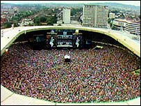 O show do Live Aid no estádio de Wembley, em Londres