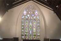 Ffenest liw yng Nghapel Ebeneser