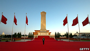 Lính gác trên quảng trường Thiên An Môn hồi tháng 9/2012