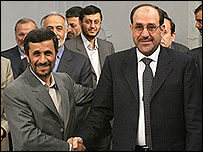 Mahmud Ahmedinecad ve Nuri el Maliki 