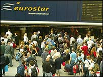 Passageiros em Waterloo, Londres