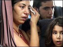 در طی حملات اخير اسرائيل به  لبنان هزاران نفر بی خانمان شده اند