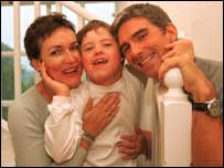 Georgie, Oliver e Damon Hill