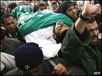 Funeral de palestino depois de ação em Khan Younis