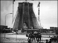 ساخت برج آزادی - عکس از محمود پاکزاد