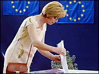 Avrupa seçimlerinde oy kullanan seçmen