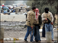 Cena da explosão em Bagdá