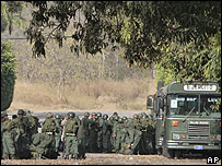 Sınırdaki Venezuela askerleri