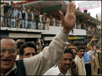 रास्ते में कश्मीरी