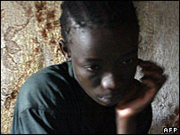 Mulher soropositiva no Quênia