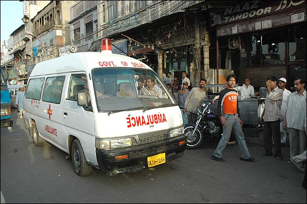 जामा मस्जिद में बम विस्फ़ोट