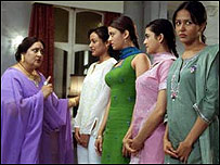 ब्राइड एंड प्रेज्युडिस में नादिर बब्बर और ऐश्वर्या राय