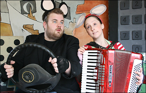 Daniel Creasey and Yvie Magee in Town Mouse & Country Mouse