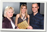 Meinir Richards, Rhian Mair Lewis a Tudur Dylan Jones. Llun gan S4C