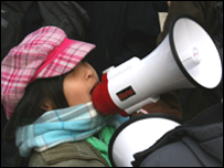 Çin'de protesto gösterisi