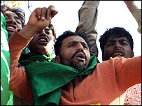 नतीजों के बाद ख़ुशी