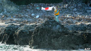 几名日本右翼人士曾在8月19日登上钓鱼岛（19/08/2012）