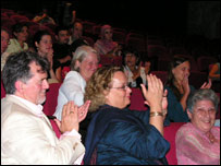 Cartaz do filme Vinicius (foto: Guila Flint)