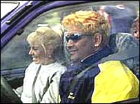 ڈیاگو میراڈونا اپنی بیوی کے ساتھ