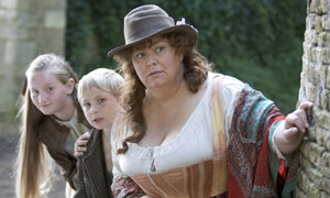Lark Rise To Candleford: Caroline Arless(Dawn French)