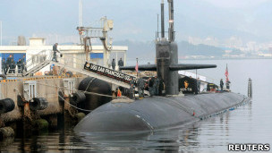 美国旧金山号核动力潜艇在韩国庆尚南道镇海海军基地停靠(31/1/2013)