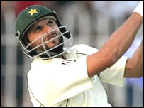 آفریدی نے اپنا جارجانہ انداز نہیں چھوڑا ہے