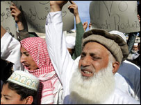 İslamabad'da düzenlenen bir gösteri