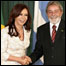 A presidente argentina, Cristina Kirchner e o presidente brasileiro, Luiz Inácio Lula da Silva