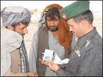 نیم فوجی دستے