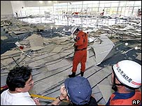 Centro esportivo cujo teto caiu com o tremor