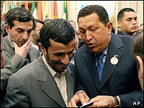 چاوز و احمدی نژاد