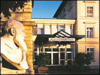 Клініка Рудельфіннерхауз