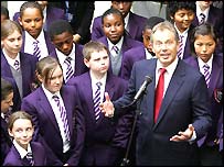 布莱尔与学生对话