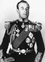 7th June 1948: Lord Louis Mountbatten (1990 - 1979), 1st Earl Mountbatten of  Burma, the last Viceroy of India and overseer of the partition of India into  India and Pakistan. (Fox Photos/Getty Images)