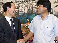 Evo Morales com ministro chinês Wang Jiarui