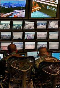 Guarda Nacional do Arizona monitora fronteira