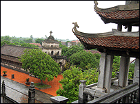 Một góc khu nhà thờ đá Phát Diệm