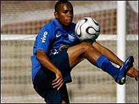 Robinho no treino de sábado